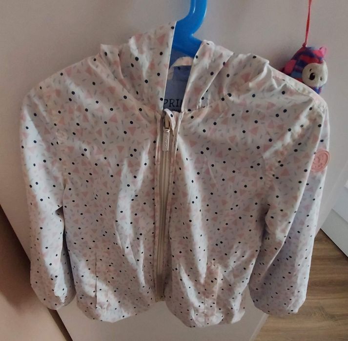 Лятно яке момиче Primigi