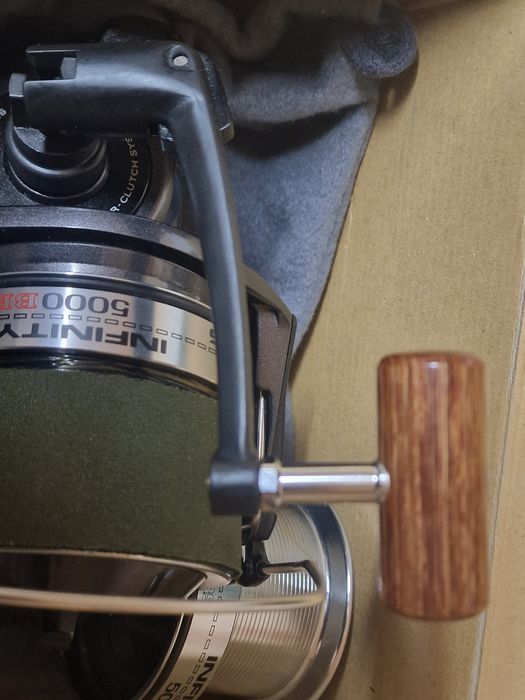 Mulineta Daiwa Infinity 5000BR
