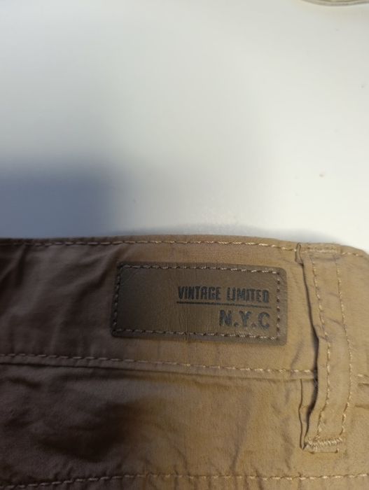 Pantaloni trei sfert mărimea 158