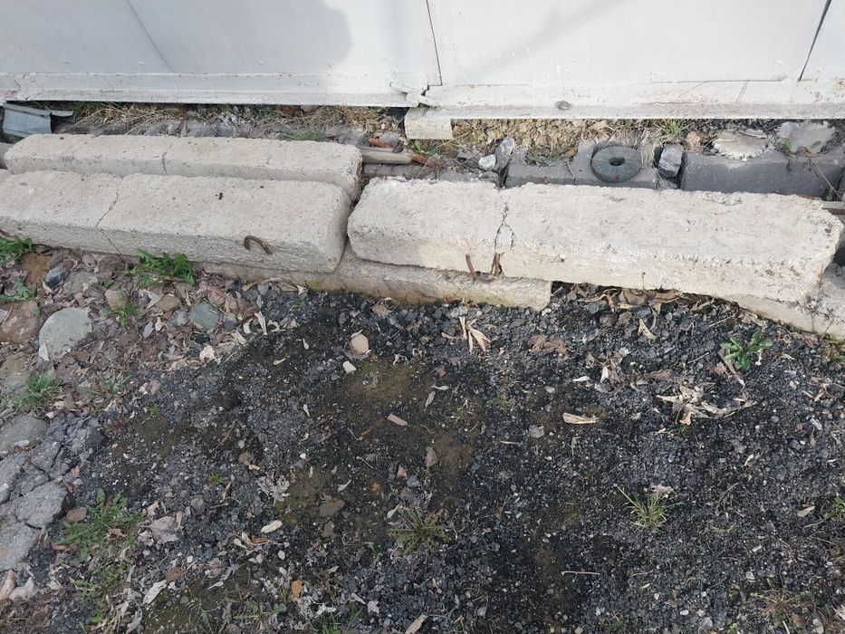 Перемычки  бетонные