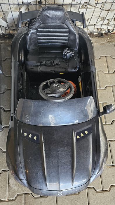 Masinuta electrica cu telecomanda