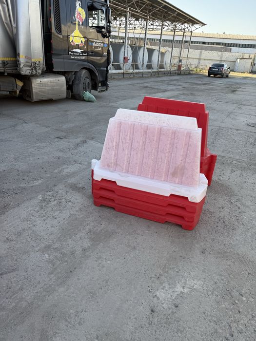 дорожное ограждение пластикого