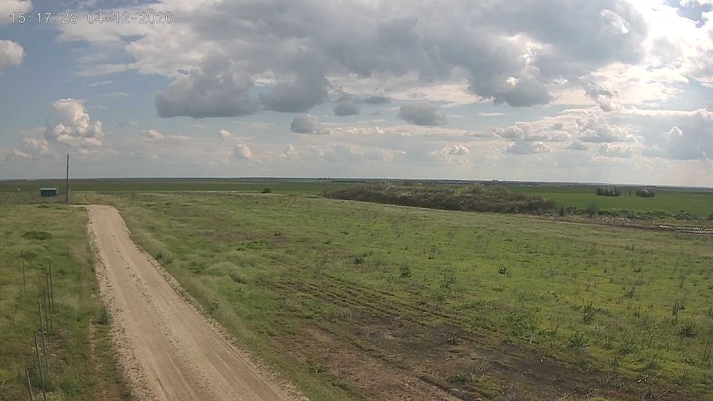 Ocazie. Teren Intravilan. Locatie superba cu lacuri si paduri, aer curat-Comunitate in crestere in mijlocul naturii(25 de proprietari+).Zona Frumusani