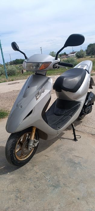 Продам Хонду Дио 34 z4