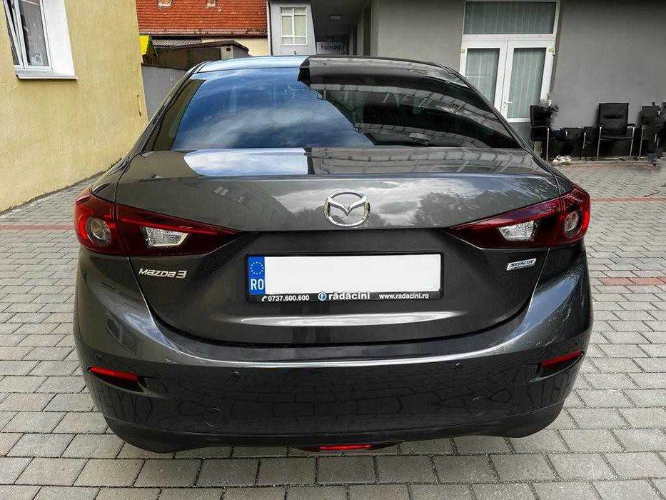 Vand Mazda 3 Sedan