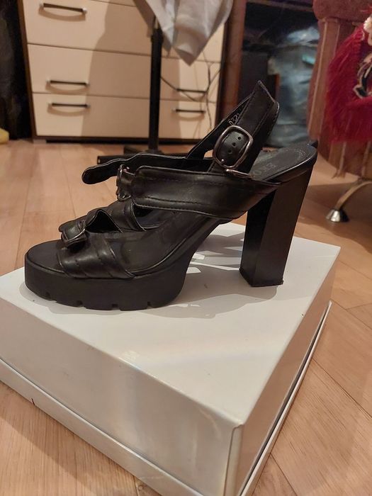 Босоножки 37 размер