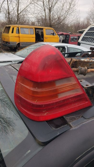 Stop stanga Mercedes w202