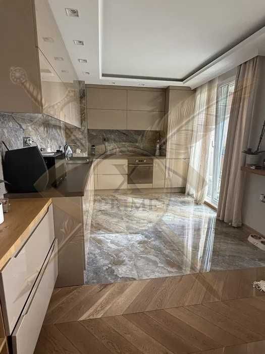 Тристаен апартамент в Чайка! 21913982
