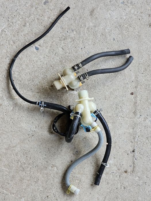 Piese mașină de spălat – motor, placă, pompă, electrovalve