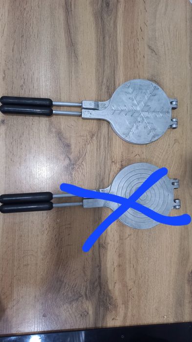 Вафельница для вафельных трубочек (советская форма)