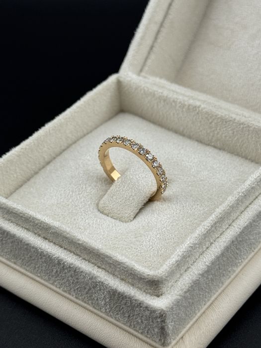 Кольцо с бриллиантами