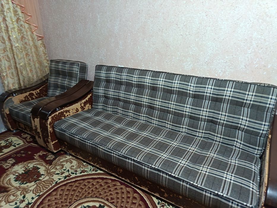 Диван кресло среднего состаяние