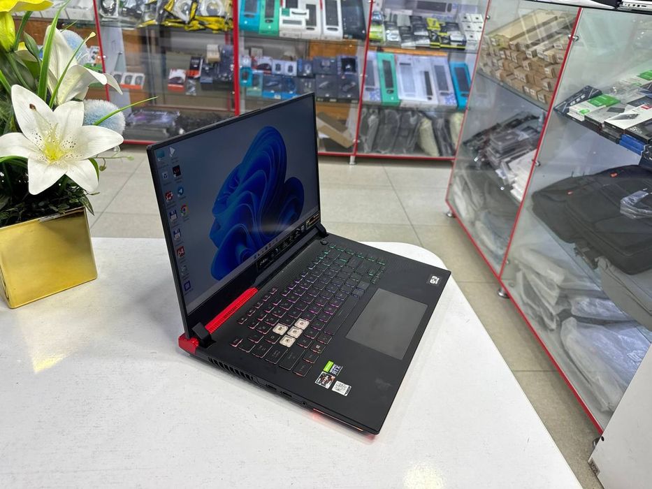 Asus ROG STRIX AMD Ryzen 9-5900HX DDR4 16/512 SSD RTX 3060-6GB videoka