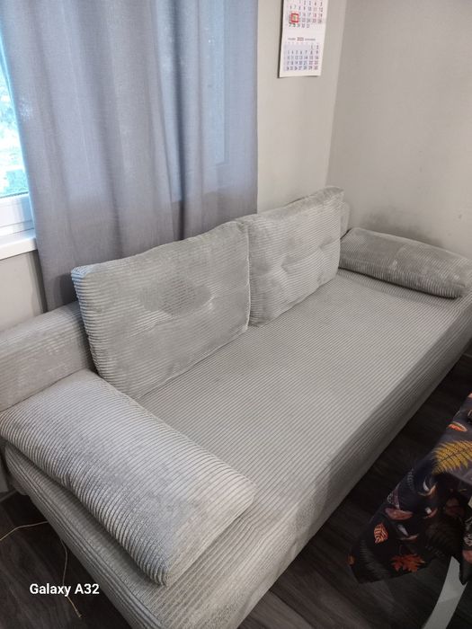 Диван с функция за спане