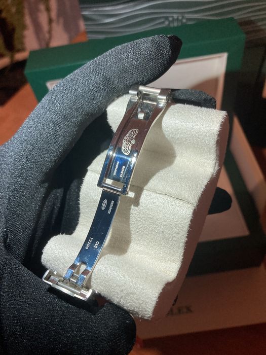 Rolex oyester yellow