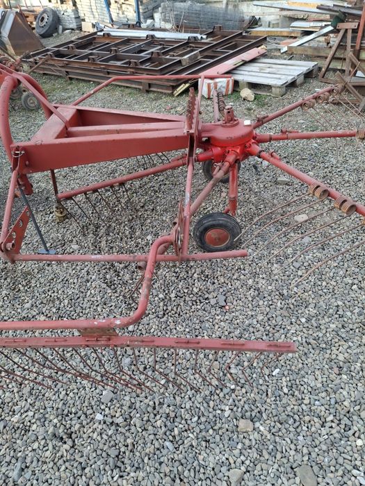 Greblatoare imprastietoare