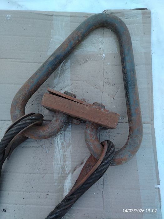 Чалки, стропы для манипулятора, крана.