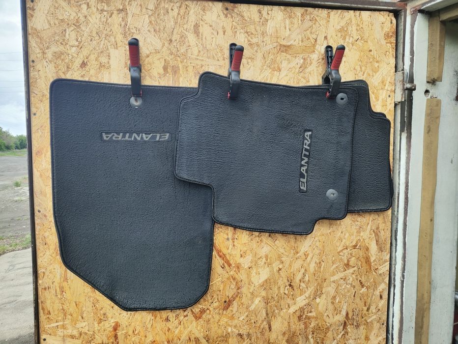 Комплект ковриков от Элантры