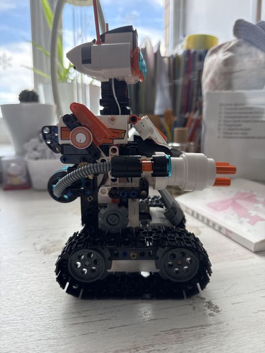 Lego-Cada Z_Robot
