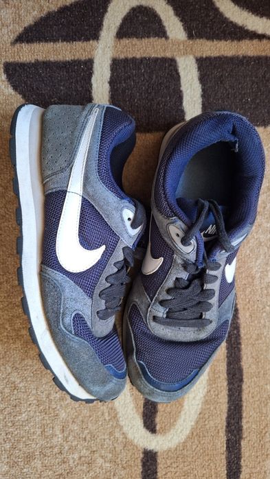Маратонки Nike 39н