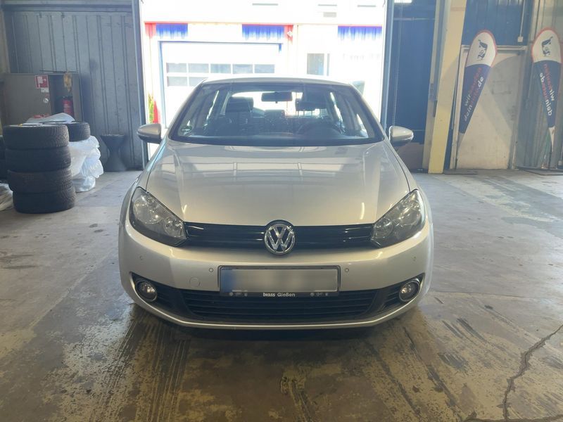 Volkswagen Golf VI 1.6 TDI Trendline BlueMotion Tech 2011