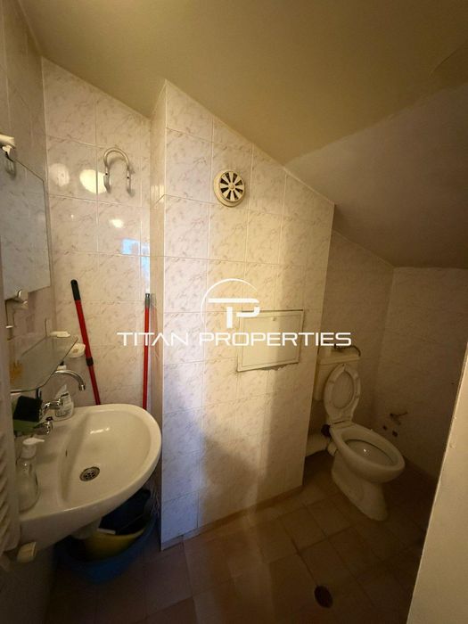 Дава се под наем Едностаен апартамент в Бургас, Лазур - 35 кв.м за 228.99 € - Снимка #4