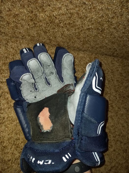 Хоккейные краги CCM