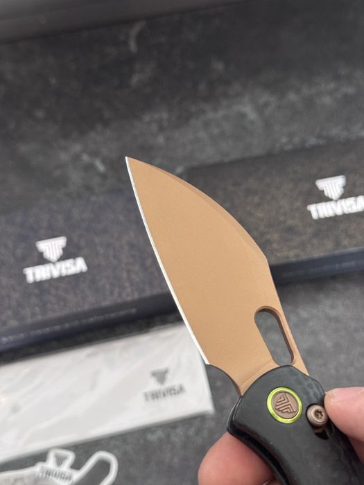 Нож Trivisa Batwing Carbon-L