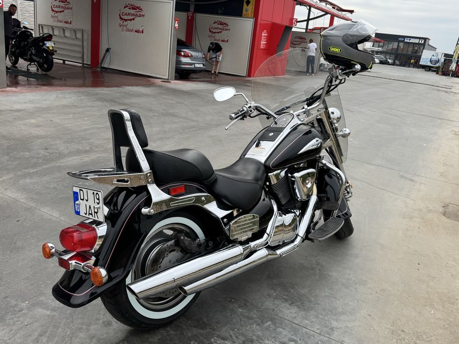 Suzuki intruder VL1500 LC