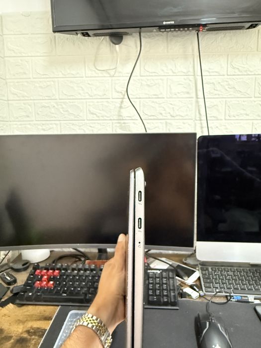 Laptop ultraportabil Lenovo Yoga S730