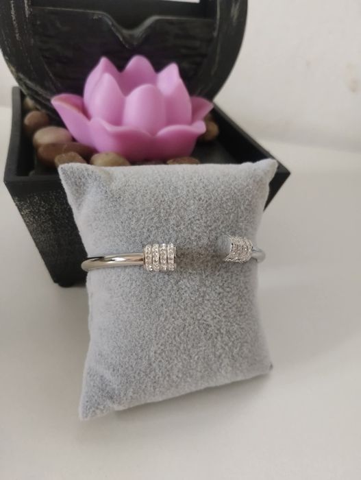 Нежни красиви подходящи за всяка дама