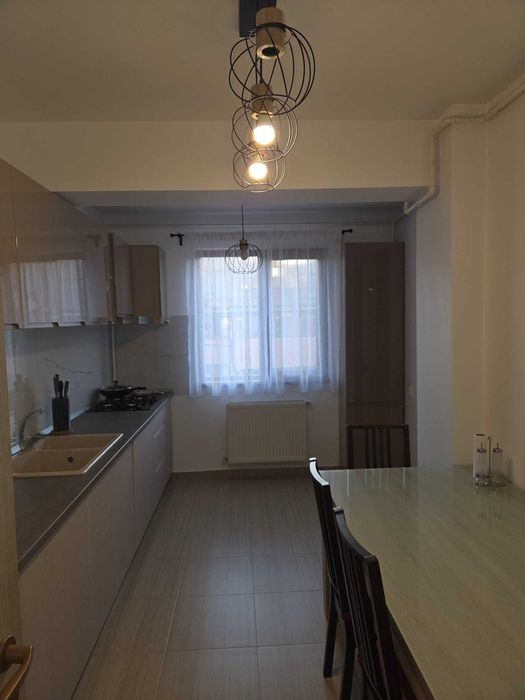 Vand apartament 3 camere, 91.7 mp utili, Cartieru Latin, Bragadiru - mobilat si utilatat, centrala proprie, boxa si loc de parcare