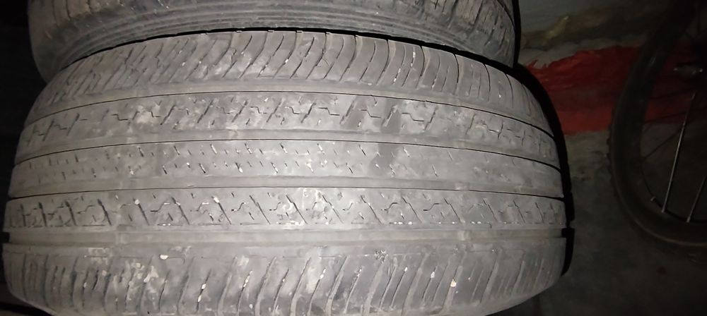 Продам шины 235 55 r18