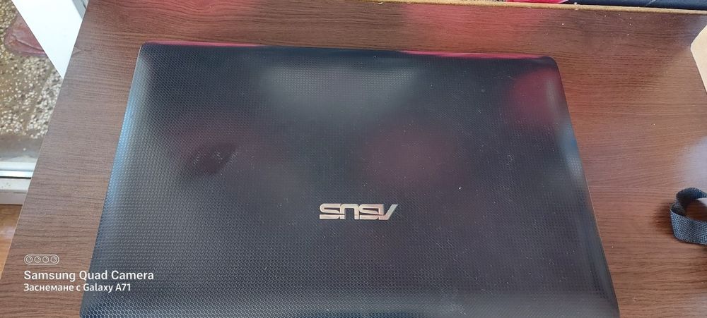 Лаптоп Asus +таблет Prestijio