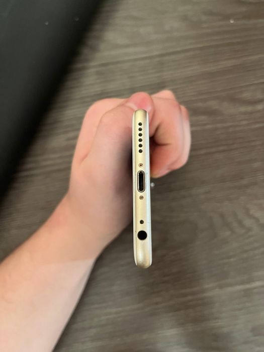 продам iPhone6..