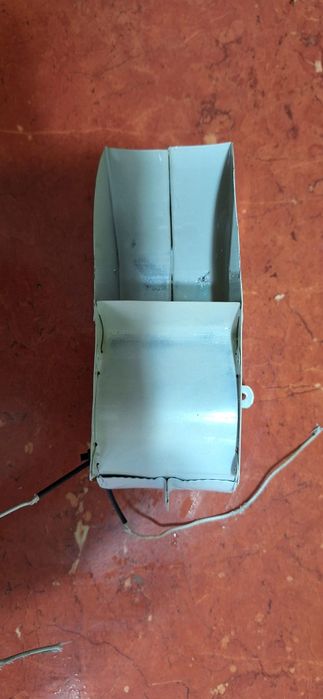 Mini turbina electrică