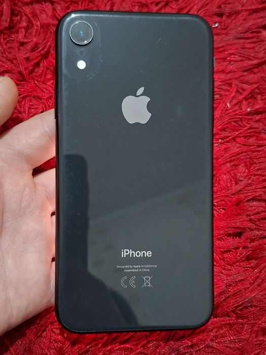Iphone Xr память64 .ёмкость 75