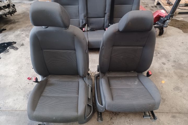 SET SCAUNE Volkswagen VW Golf 5 [2003 - 2009] Plus minivan 1.4 TSI DS