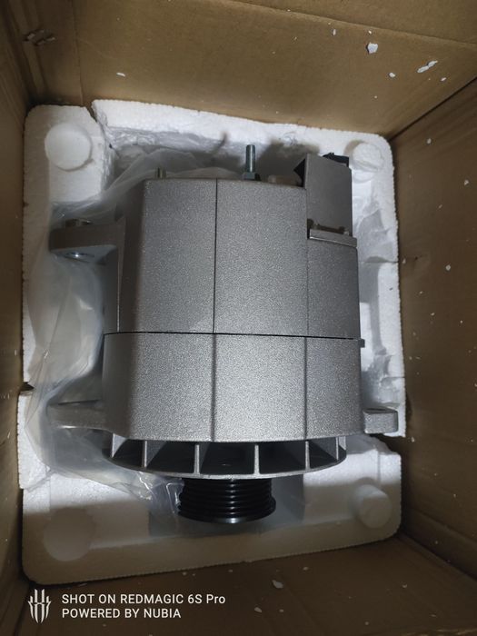 Генератор на комбайн Case, new Holland