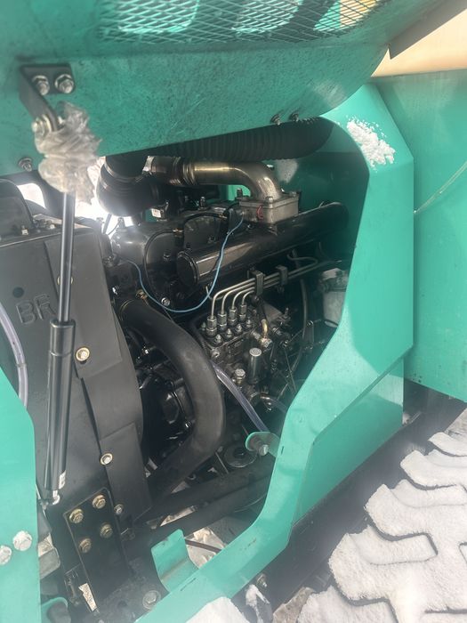 Продам фронтальный погрузчик Talant 932