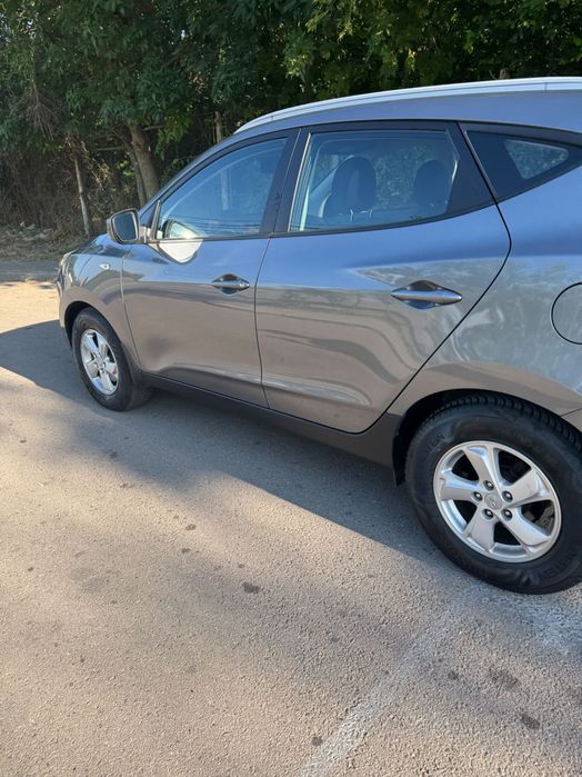 Vând Hyundai ix35