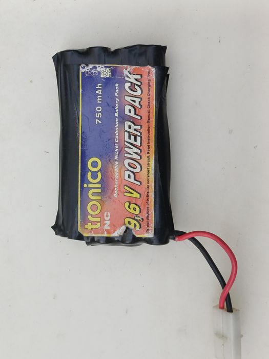 Baterie acumulator masinuta  9,6v 2100 mA cu celule noi schimbate Energizer
Tot ce este in interior este nou