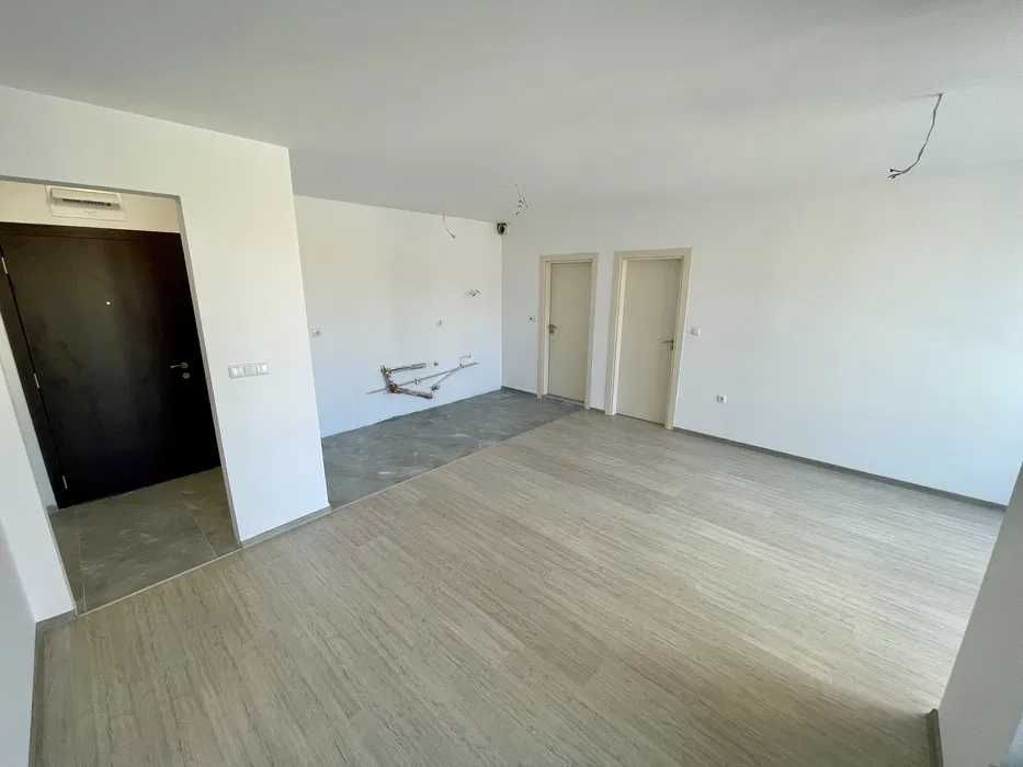 Продава се Двустаен апартамент в Несебър - 66 кв.м за 1243 €/кв.м - Снимка #3