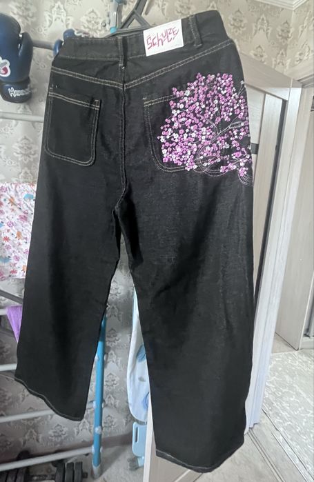 джинсы SAKURA новый