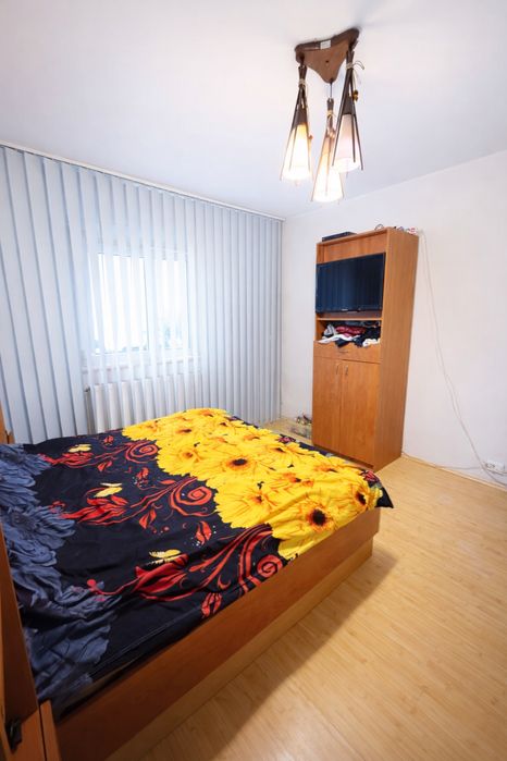Vand apartament 2 camere Calarasi