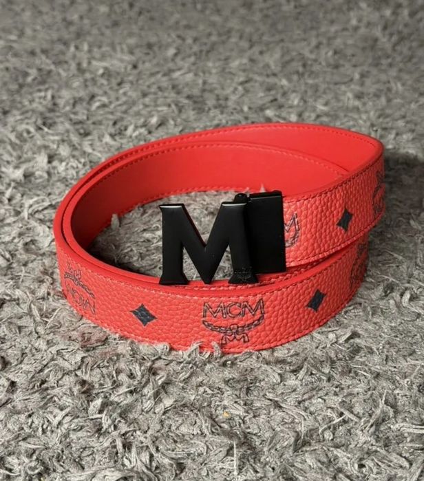 Ремень mcm  красный