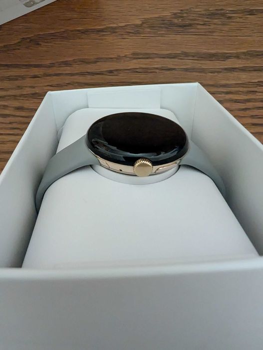 Ceas inteligent Google GQF4C Pixel Watch Gold. Wifi