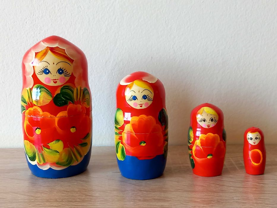 Оригинални руски матрьошки