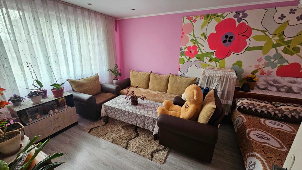 Продава се Двустаен апартамент в Разград, Орел - 62 кв.м за 559 €/кв.м - Снимка #1
