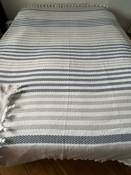 Ново покривало за легло